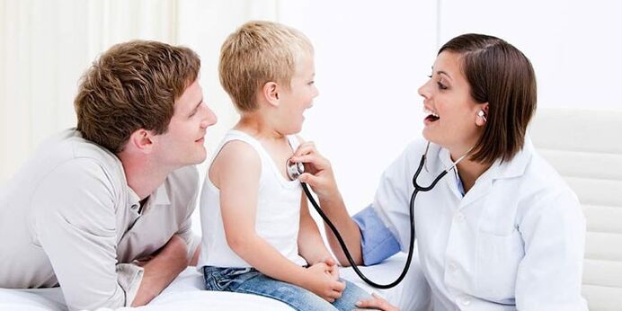 Doctor examining diabetes for children